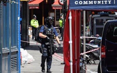 Armed police officers patroling the day after terror attacks on the London Bridge and at Borough Market, London, England, June 4, 2017. (Leon Neal/Getty Images)