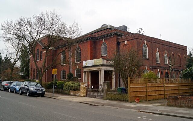 Golders Green Synagogue (Photo by Erfurth, CC BY-SA 4.0 , via Wikimedia Commons)