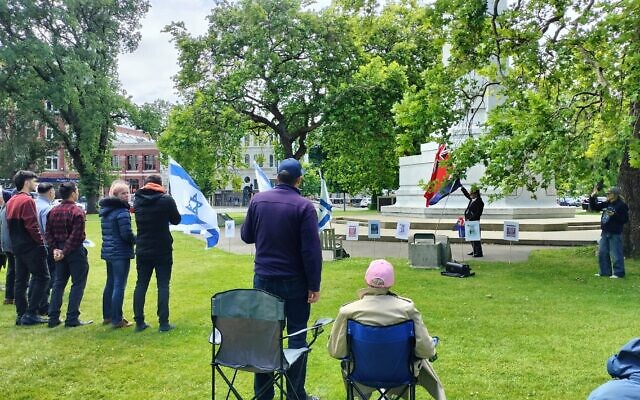 Vigil for victims of the Bondi Beach shooting at the Dunedin Cenotaph in New Zealand (Photo by Andykatib, via Wikimedia Commons) Vigil for victims of the Bondi Beach shooting at the Dunedin Cenotaph in New Zealand (Photo by Andykatib, via Wikimedia Commons)
