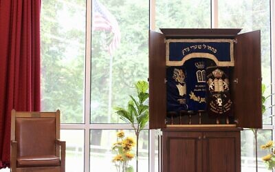 Synagogue space at The New Riverview Apartments (Photo by Octavia Liku)