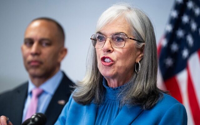 House Minority Whip Katherine Clark (right) voted in favor of Rep. Thomas Massie's amendment, while House Minority Leader Hakeem Jeffries (left) voted against it. (Tom Williams/CQ Roll Call via Getty Images)