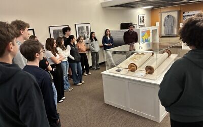 Educator Daniel Singleton speaks to group of students at the Holocaust Center of Pittsburgh's permanent exhibit. (Photo courtesy of Daniel Singleton)