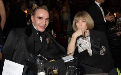 Designer John Galliano and then Vogue editor in chief Anna Wintour attend the Fashion Awards 2021 at Royal Albert Hall, London, Nov. 29, 2021. (David M. Benett/Getty Images)