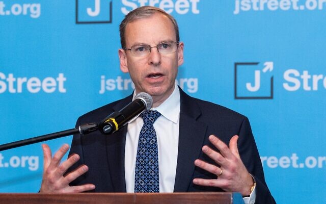 Jeremy Ben-Ami, president of J Street, speaking at the J Street National Conference in 2018. (Michael Brochstein/SOPA Images/LightRocket via Getty Images)