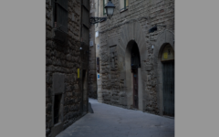 The old Jewish Quarter of Barcelona, with the Sinagoga Major on the left (Photo courtesy of Malik Shabazz, Wikimedia Commons)