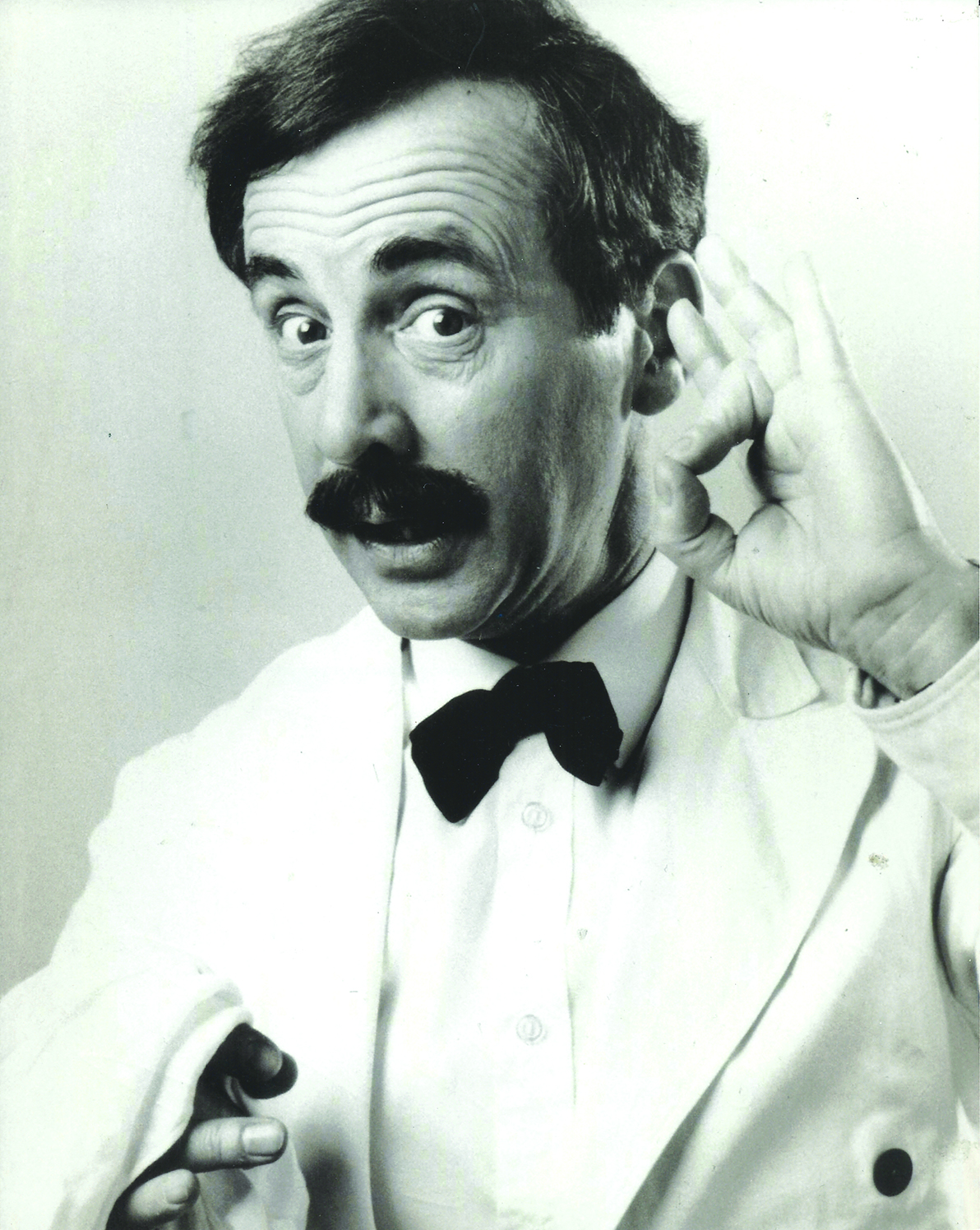 Meet Andrew Sachs There More To Me Than Playing Manuel Jewish News