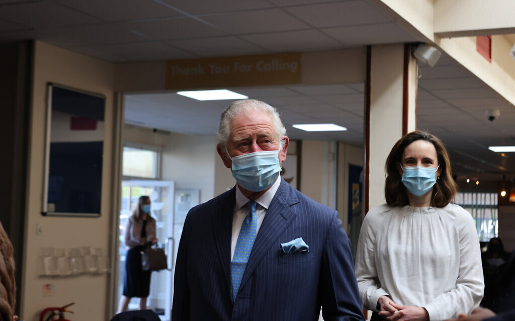 prince-charles-welcomed-to-pop-up-vaccine-centre-by-jewish-gp