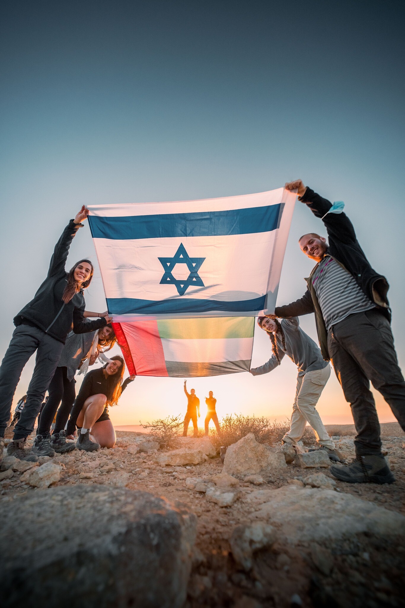 The Israeli and Emirati teens building new links - Flipboard