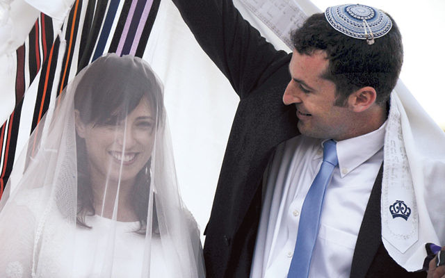Tzipi Hotovely, Israel’s deputy transportation minister, marrying Or Alon in central Israel on May 27, 2013. (Yossi Zeliger/Flash 90)