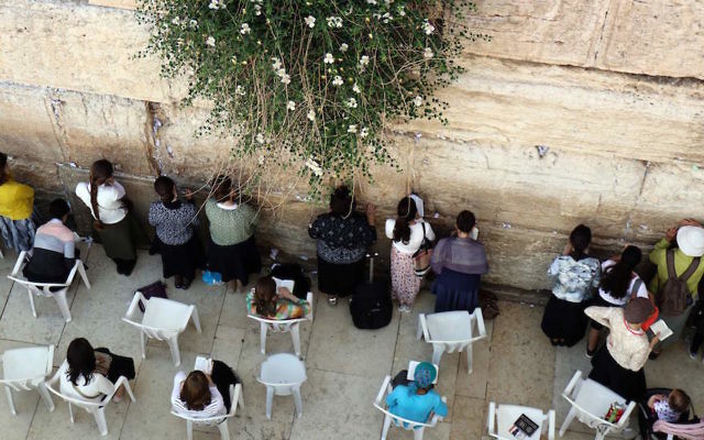 Jewish women praying at the women’s section of the Western Wall in Jerusalem, May 16, 2017 (Thomas Coex/AFP/Getty Images)