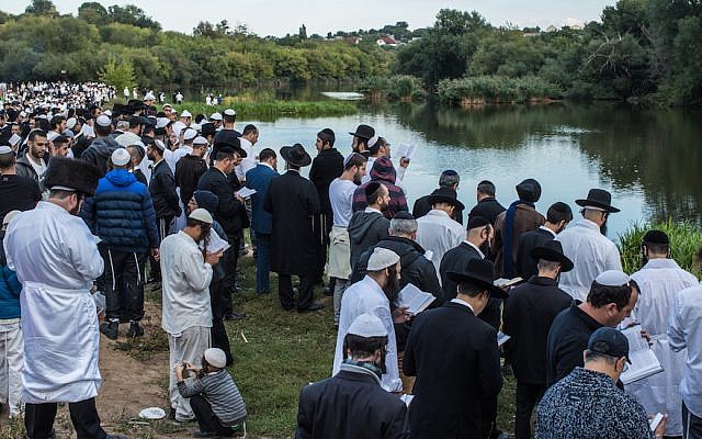 Hasidic pilgrims praying near the burial site of Rebbe Nachman of Breslov in Uman, Ukraine, Sept. 14, 2015. (Brendan Hoffman/Getty Images)