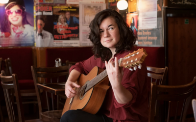 Isabel Frey's music became a hit at demonstrations against Austria's conservative ruling parties. (Michele Pauty)