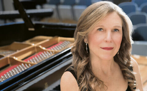 Carolyn Enger
