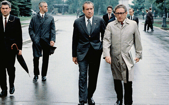 Henry Kissinger, right, and President Richard Nixon walk in Moscow on May 29, 1972.(The National Archives and Records Administration) Henry Kissinger, right, and President Richard Nixon walk in Moscow on May 29, 1972.(The National Archives and Records Administration)