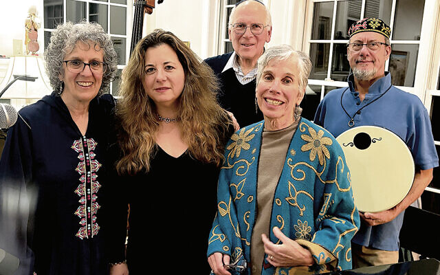 The Taste of Shabbat band — Judy, Stacy, Ken, Merrill, and Luis. The Taste of Shabbat band — Judy, Stacy, Ken, Merrill, and Luis.