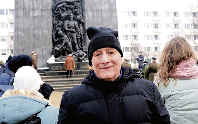 Dr. Ravid stands in front of the monument. Dr. Ravid stands in front of the monument.