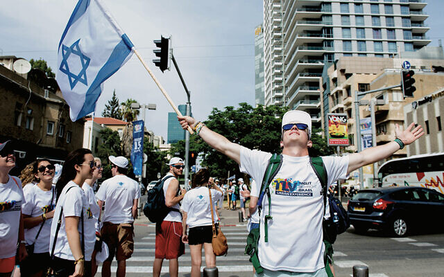 Birthright Israel participants from recent years (Courtesy Birthright Israel)