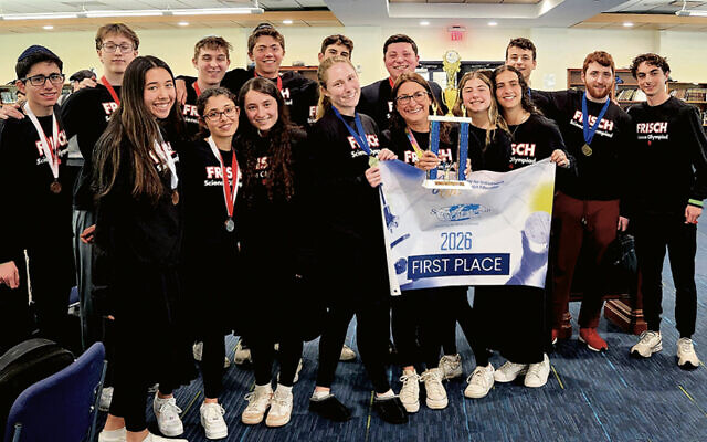 The team from the Frisch School in Paramus won first place for best overall performance. (All photos by Miryam Z. Wahrman) The team from the Frisch School in Paramus won first place for best overall performance. (All photos by Miryam Z. Wahrman)
