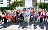 Jaime and Susan Weiss celebrate their MDA ambulance donation with their Boca Raton community. (Photos by American Friends of Magen David Adom)