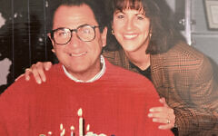 Deb Breslow stands behind her father, David Miller (Deb Breslow)