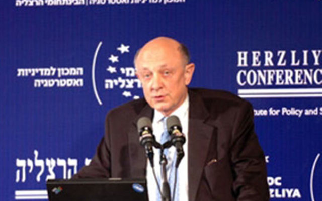 Former CIA director James Woolsey speaking at the Herzliya Conference in Israel, Jan. 22, 2007. (Herzliya Conference)