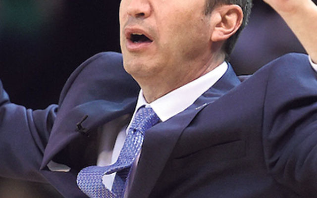 David Blatt looking on as his Cleveland Cavaliers played the Boston Celtics at the TD Garden in Boston, Dec. 15, 2015.  