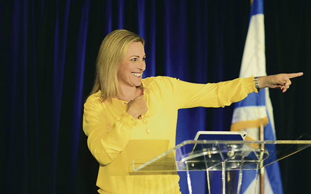 Academy Award-winning actress Marlee Matlin told 350 women gathered for the Main Event that her parents passed along Jewish values that helped her overcome obstacles. Photo courtesy Kim Mejer/Kimera Photography