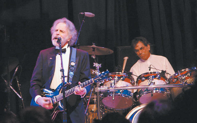 Bob Weir and Mickey Hart of the Grateful Dead performing at the Mid-Atlantic Inaugural Ball during the Obama Inaugural in January 2009. Photo by dbking/Flickr