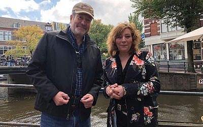 Martin Raffel in Amsterdam with Esther Voet, editor-in-chief of the Dutch Jewish weekly Nieuw Israelietisch Weekblad.