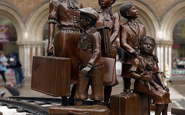 A Kindertransport monument at Liverpool Street Station.It pays tribute to those Britons who aided the rescue of 10,000 Jewish children from the Nazi persecution which led onto the holocaust. Wikimedia Commons
