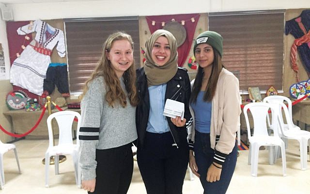 Sarah Schildkraut, at left, with Israeli-Arab teens during a Write On for Israel trip.