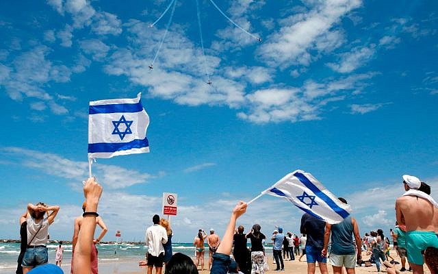 Illustrative image: Israelis celebrate the 71st Independence Day on Tel Aviv beach. Getty Images
