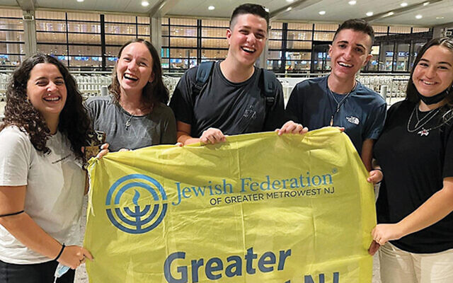 Each year, in partnership with the Jewish Agency for Israel, the federation brings a delegation of rishonim (emissaries) to Greater MetroWest to spend their gap year teaching about Israel, its people, and its culture. (JFGMW)
