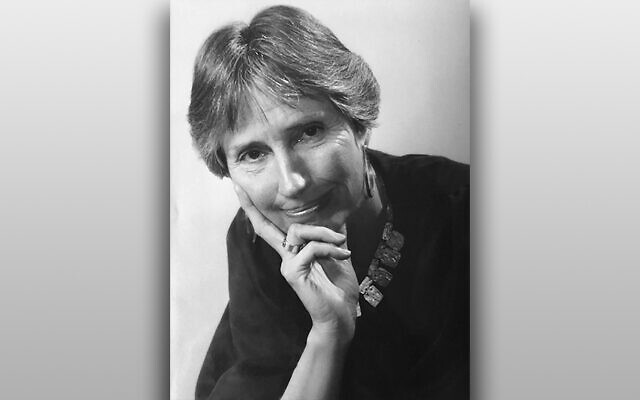 Eva Fleischner