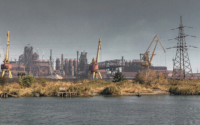 This was the Azovstal iron and steel factory in Mariupol in 2014. The city is in rubble now. (Wikimedia Commons)