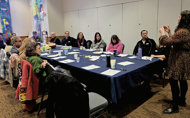 Maggie Jacoby leads a session for Resetting the Table in the Glen Rock Jewish Center. (Photos courtesy Rabbi Schlosberg)