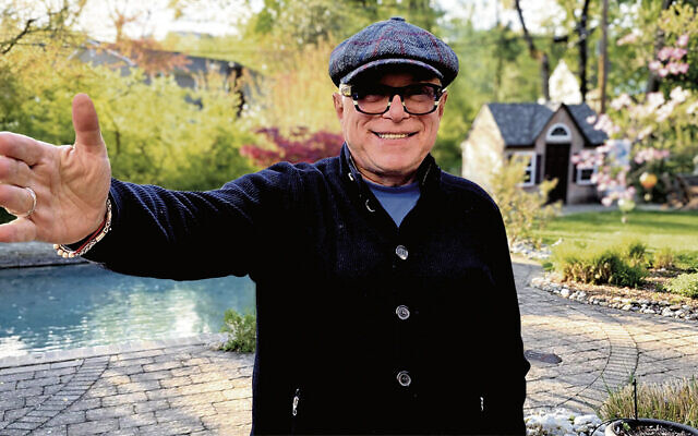 Alexander Smukler models the kind of hat that observant Jews would wear in the Soviet Union. Alexander Smukler models the kind of hat that observant Jews would wear in the Soviet Union.