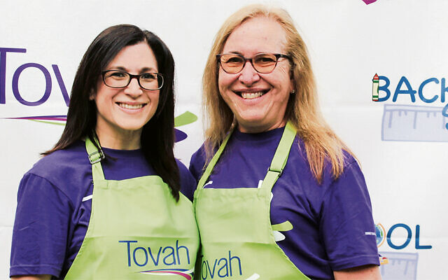Co-chairs Debbie Kirchen and Leslie Dorman