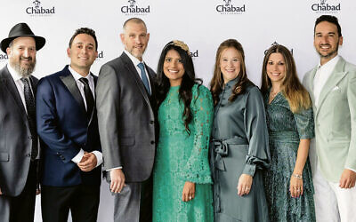 Rabbi Mendy Kasowitz, Morey Katzourin, Fred and Nina Josephs, Altie Kasowitz, Shari and Ari Katz (Photos courtesy CWO)