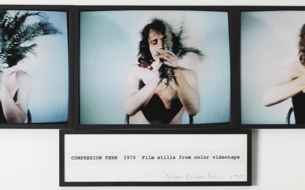 Dennis Oppenheim, Compression-Fern, 1970, film stills from color videotape (Courtesy: HaBeer)