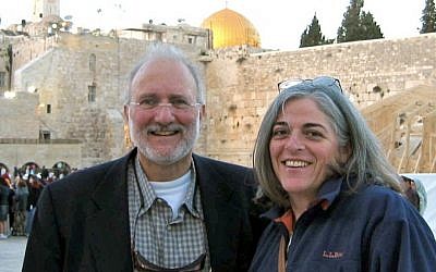 Alan Gross, with his wife Judy, at the Western Wall in the spring of 2005. (photo credit: courtesy)