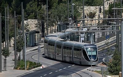 The Jerusalem light rail (Kobi Gideon / Flash90)