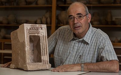 Artefak berusia 3.000 tahun memicu perdebatan arkeologi alkitabiah