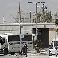 Nafha and Ramon prisons in southern Israel (Tsafrir Abayov/Flash90)