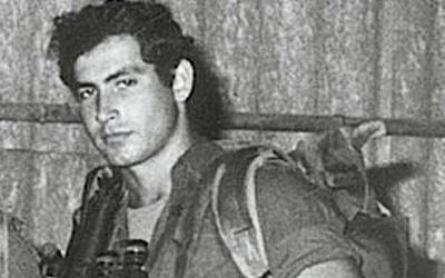 Benjamin Netanyahu as a soldier in Sayeret Matkal. (Wikicommons/GPO)