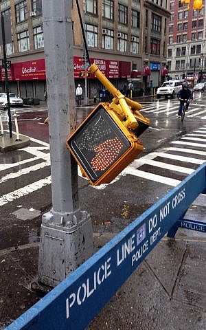 Jalan-jalan di NYC setelah Badai Sandy (kredit foto: CC-BY David Berkowitz/Flickr)