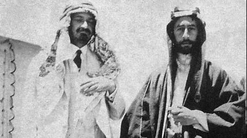 Chaim Weizmann (left) and Emir Feisal I (photo credit: Wikimedia Commons)