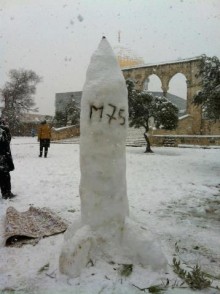 A snow-missile on the Temple Mount on Thursday (via Facebook)