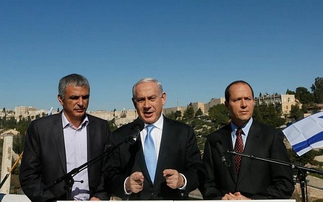 Prime Minister Benjamin Netanyahu (center) flanked by Communications Minister Moshe Kahlon (left) and Jerusalem Mayor Nir Barkat at the Menachem Begin Heritage Center. (photo courtesy of Benjamin Netanyahu's Facebook page)