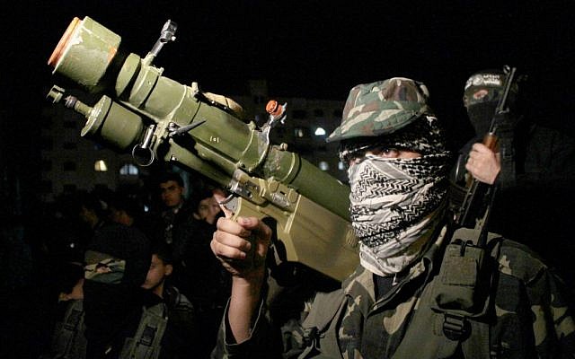 Gunmen from the Ezzedine al-Qassam Brigades, the armed wing of Hamas, in Gaza City on November 22, 2012 (photo credit: Abed Rahim Khatib/Flash90)